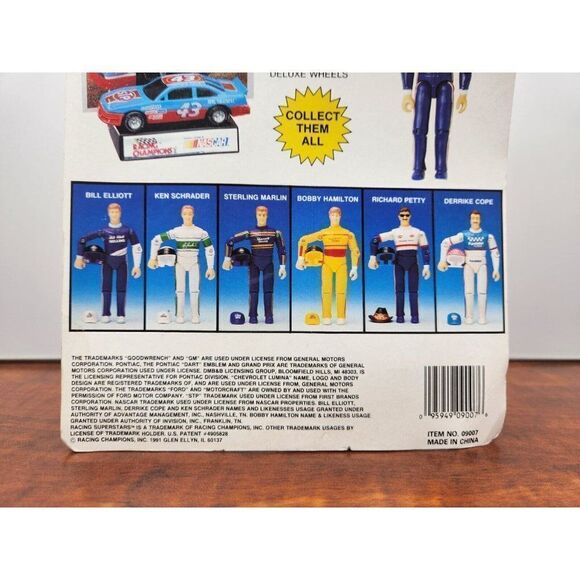 Racing Champions 1991 Bobby Hamilton 68 Racing Superstars Action Figure Car Card - Picture 12 of 12